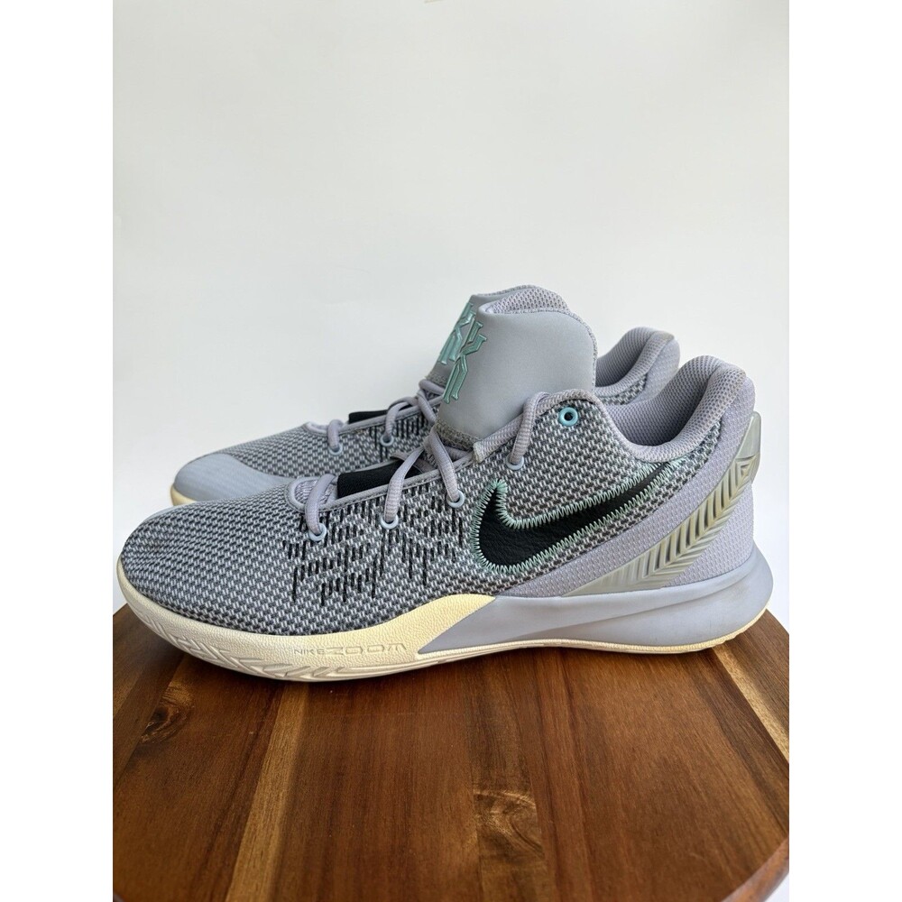 Nike Kyrie Irving Flytrap 2 A04436-003 Basketball Shoes Grey Aqua Men’s Size 12